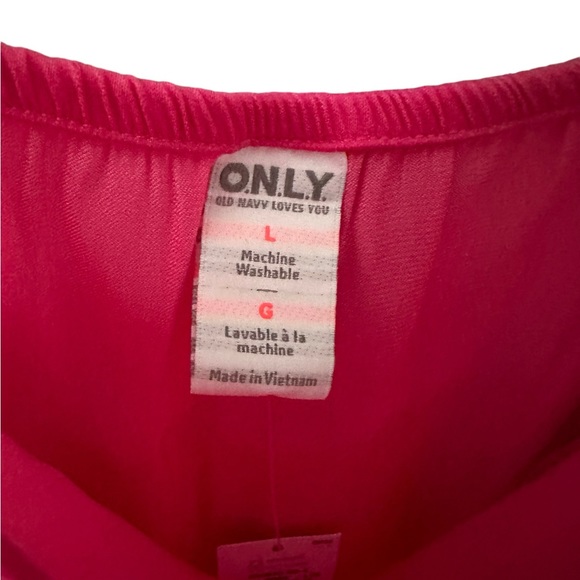 ❤️NWT Old Navy spaghetti tank - Picture 3 of 4